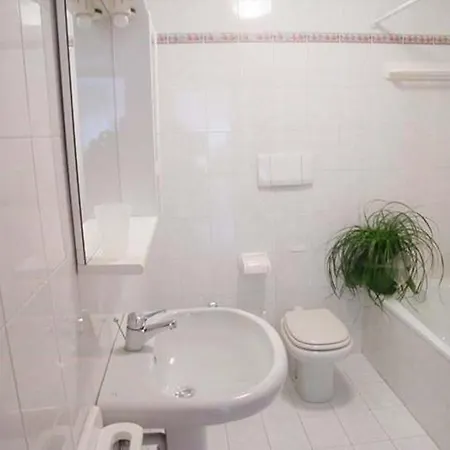 Apartment In 21526