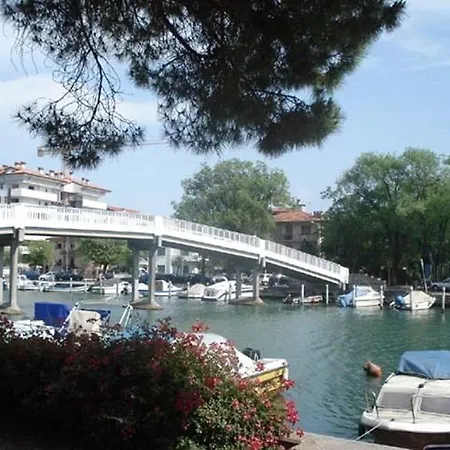 Apartment In 21526 Grado